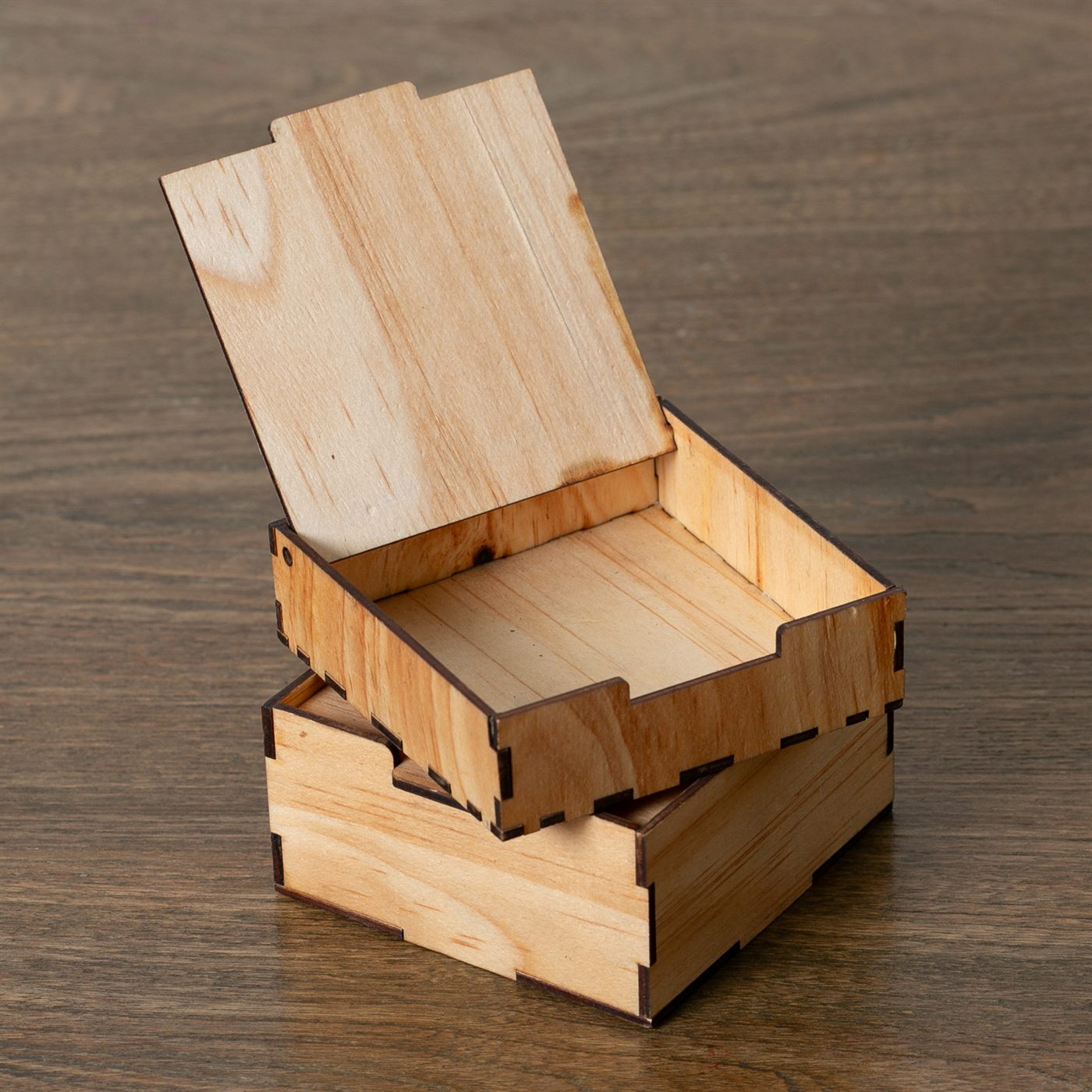Keepsake Box Pine Open
